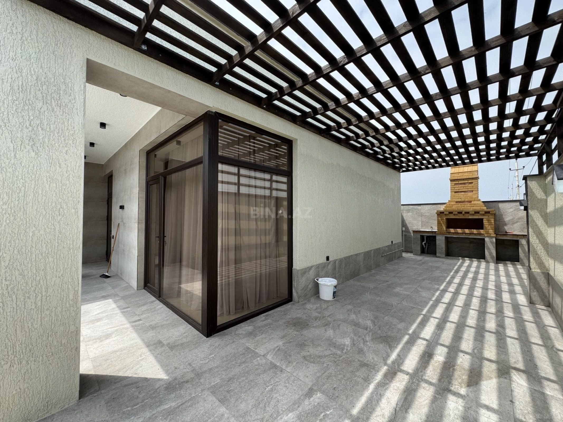 Satılır 4 otaqlı həyət evi 140 m²