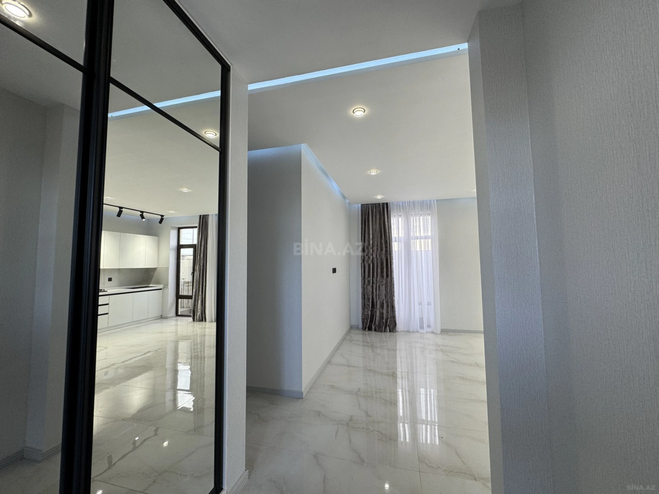 Satılır 4 otaqlı həyət evi 140 m²