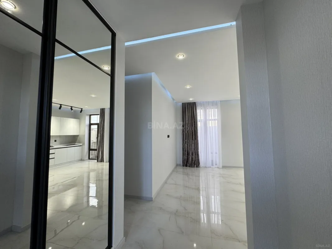 Satılır 4 otaqlı həyət evi 140 m²