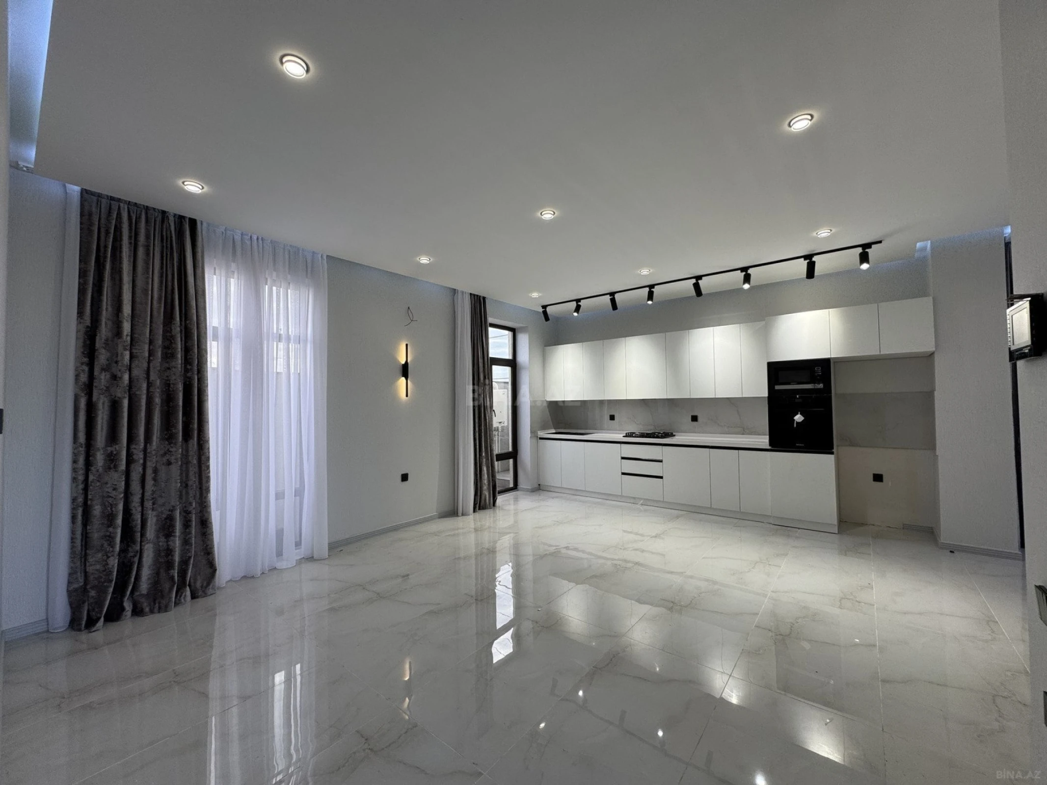 Satılır 4 otaqlı həyət evi 140 m²
