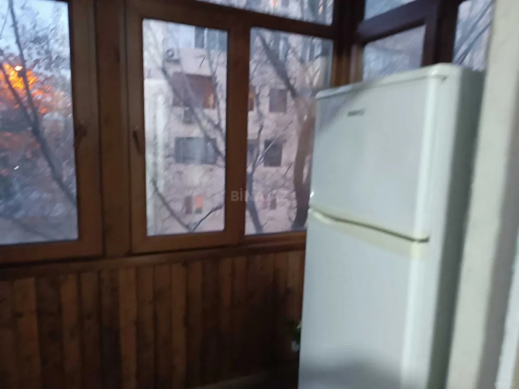 Kirayə verilir 3 otaqlı ofis 65 m²