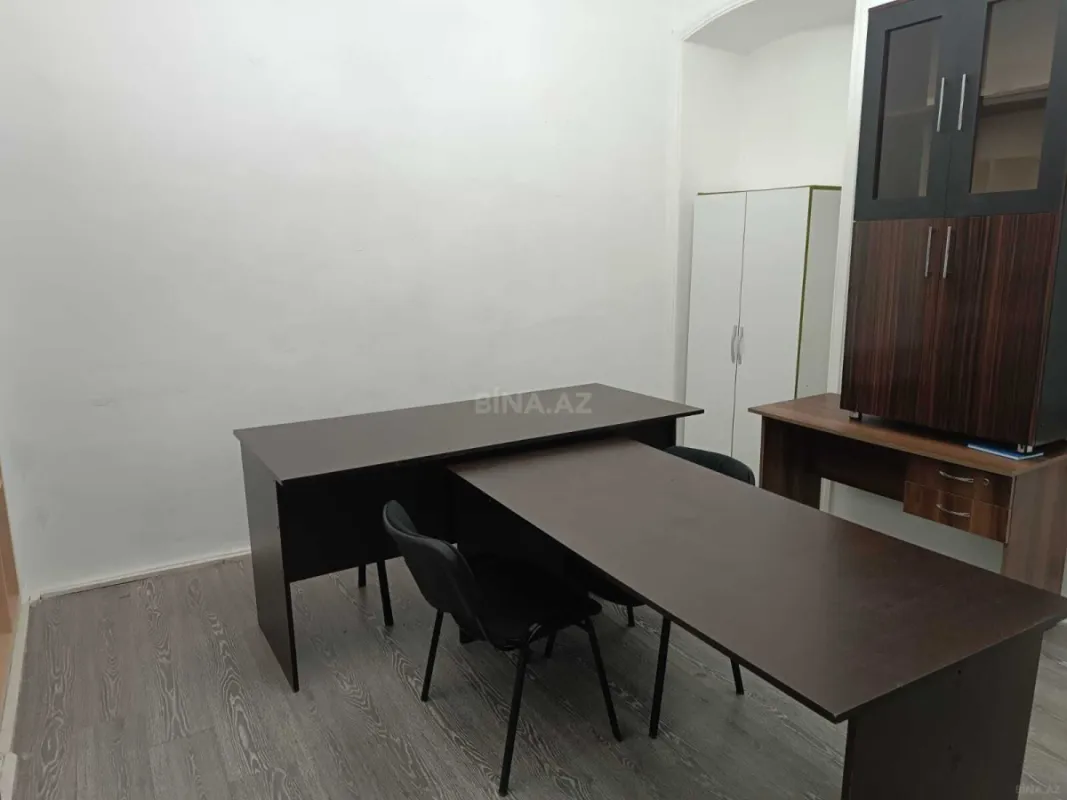 Kirayə verilir 3 otaqlı ofis 65 m²