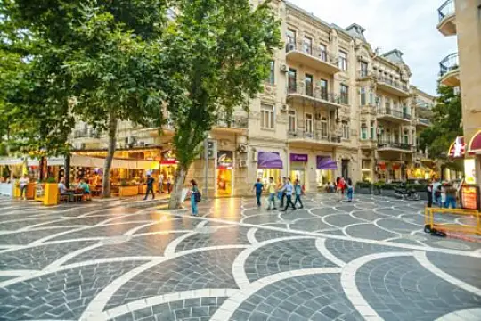 Satılır 2 otaqlı mənzil 95 m²