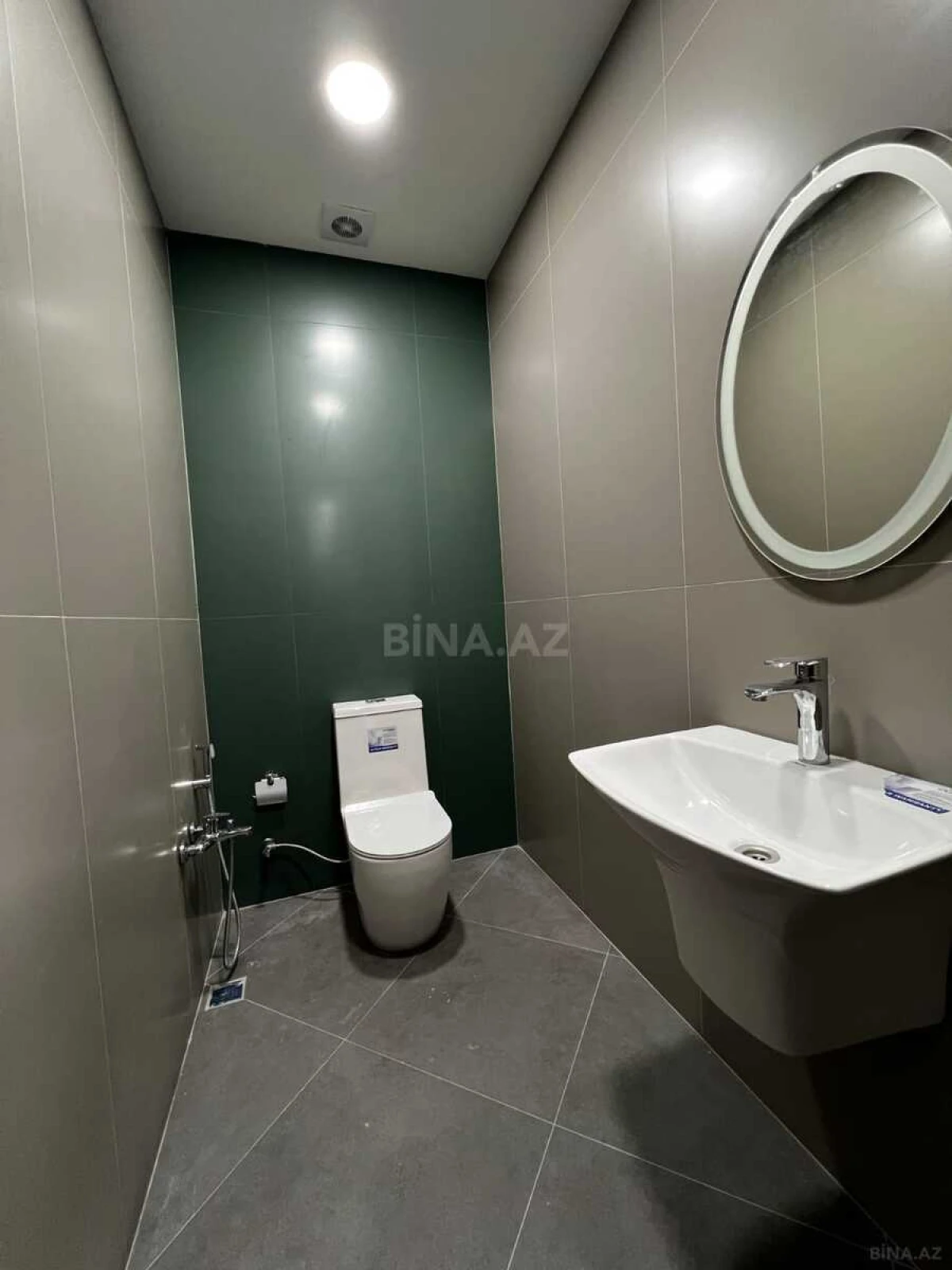 Kirayə verilir 3 otaqlı ofis 78 m²