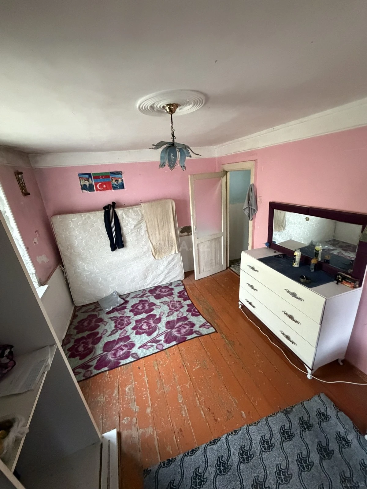 Satılır 1 otaqlı mənzil 30.3 m²