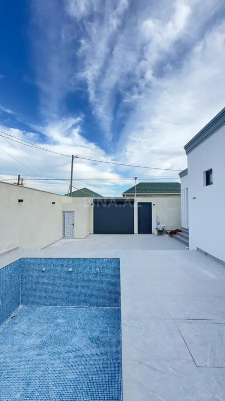 Satılır 3 otaqlı həyət evi 150 m²