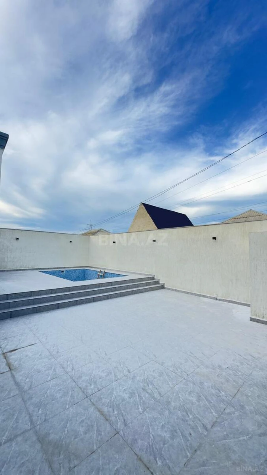 Satılır 3 otaqlı həyət evi 150 m²