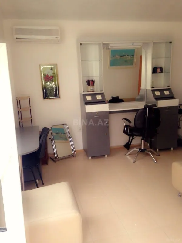 Satılır obyekt 44.4 m²