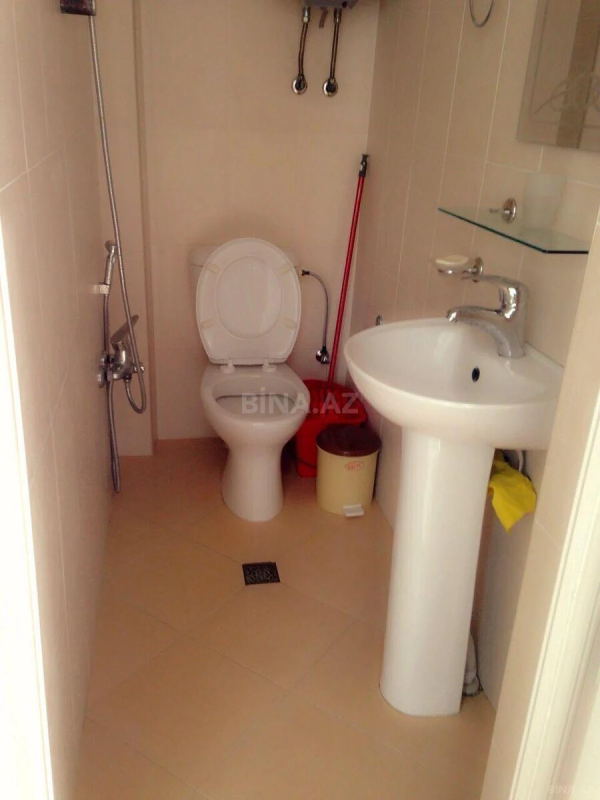 Satılır obyekt 44.4 m²