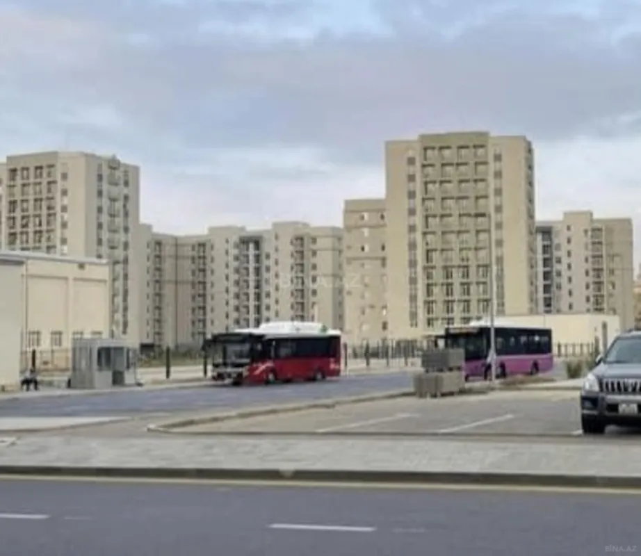 Satılır 4 otaqlı mənzil 110 m²