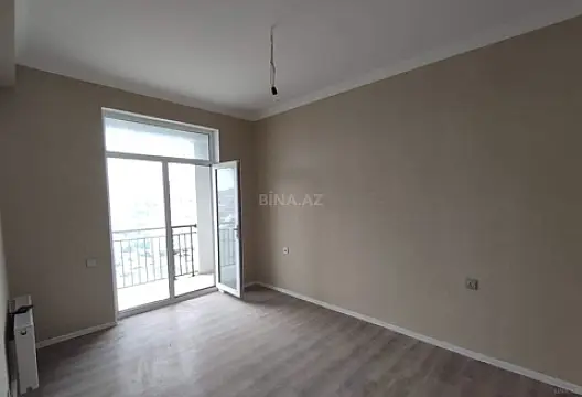 Satılır 4 otaqlı mənzil 110 m²