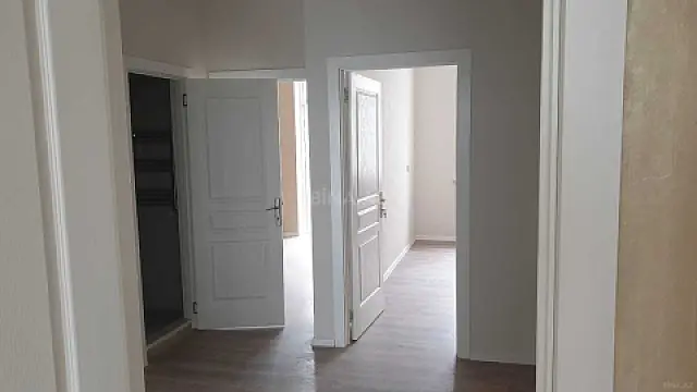 Satılır 4 otaqlı mənzil 110 m²