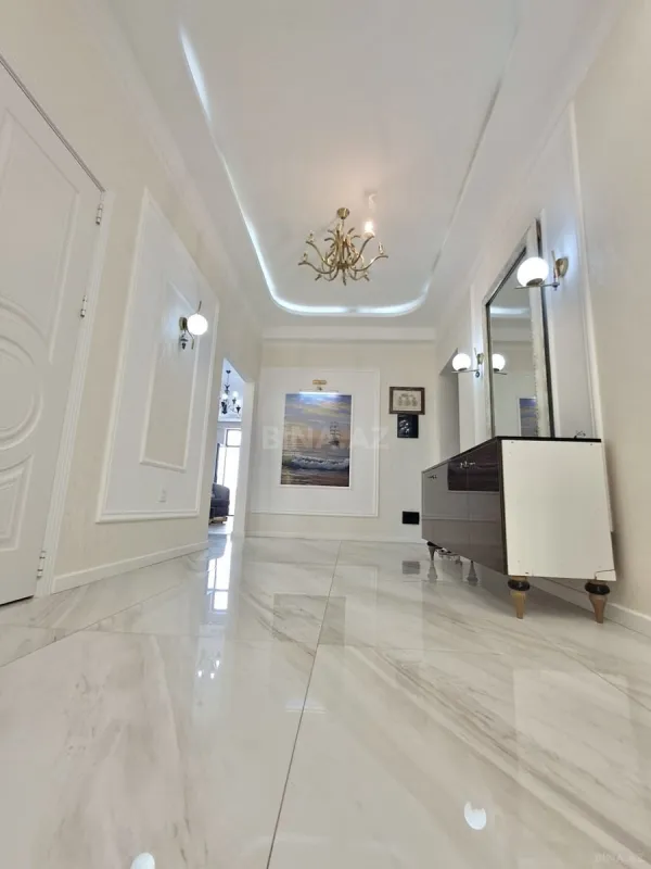 Kirayə verilir 2 otaqlı mənzil 75 m²