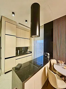 Satılır 2 otaqlı mənzil 84 m²