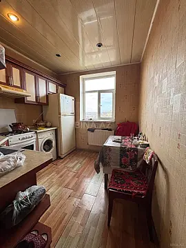 Satılır 4 otaqlı mənzil 100 m²