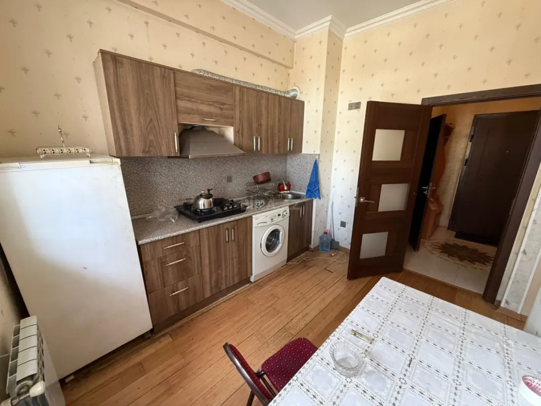 Kirayə verilir 2 otaqlı mənzil 50 m²