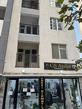 Satılır 2 otaqlı mənzil 85 m²