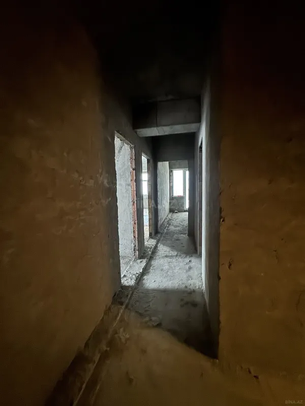 Satılır 2 otaqlı mənzil 85 m²