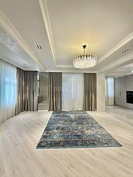Satılır 3 otaqlı mənzil 135 m²