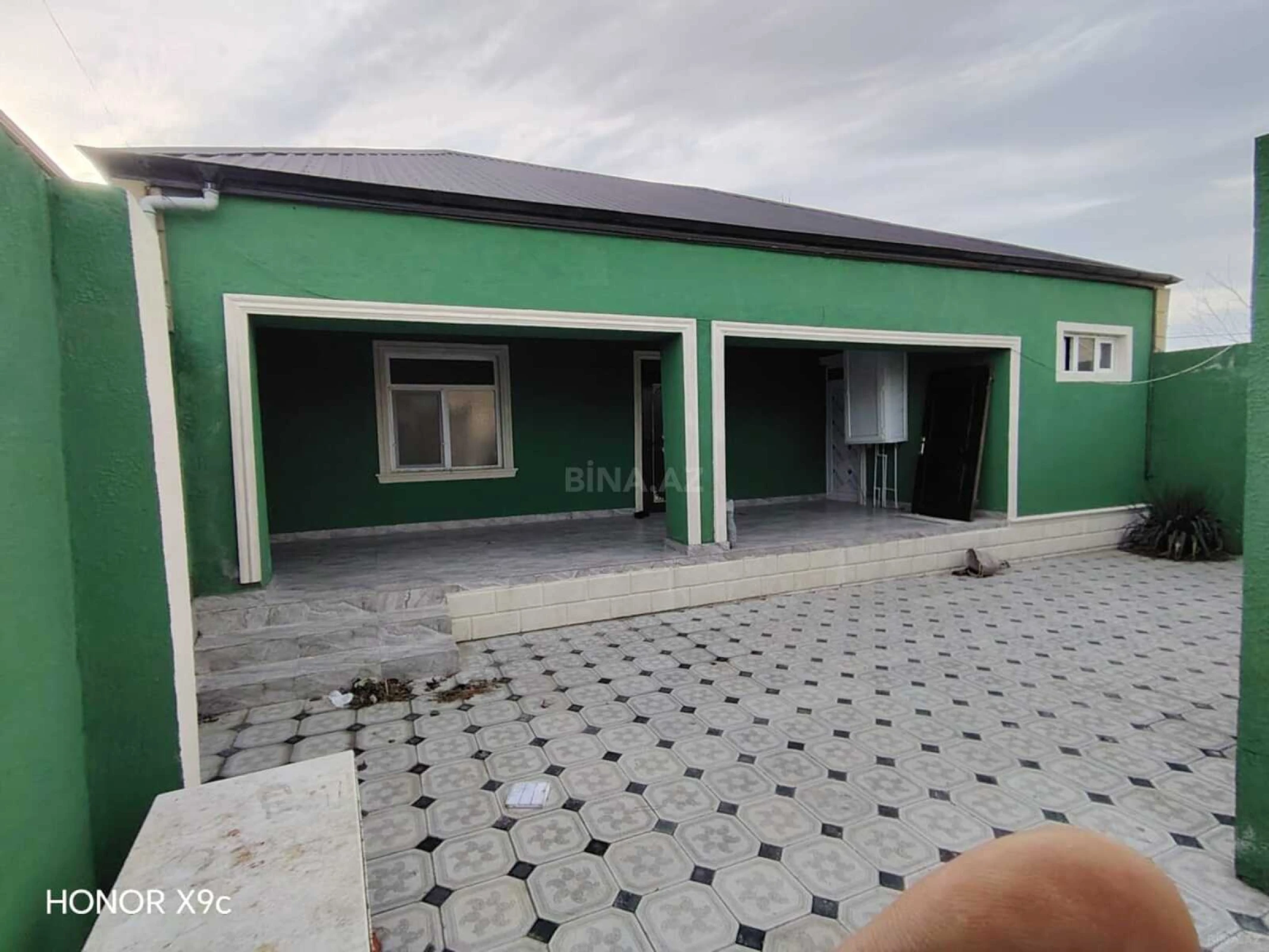 Satılır 4 otaqlı həyət evi 130 m²