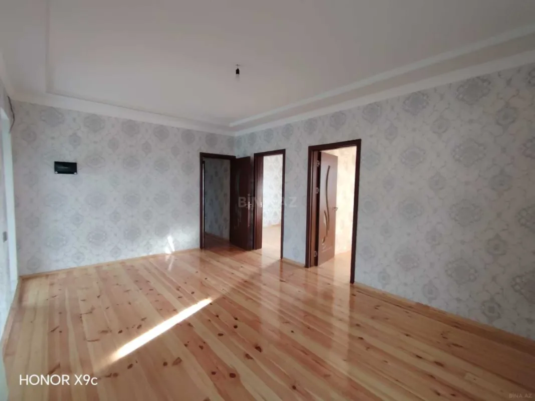 Satılır 4 otaqlı həyət evi 130 m²