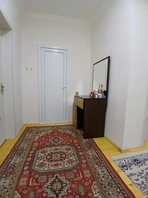 Satılır 4 otaqlı həyət evi 200 m²