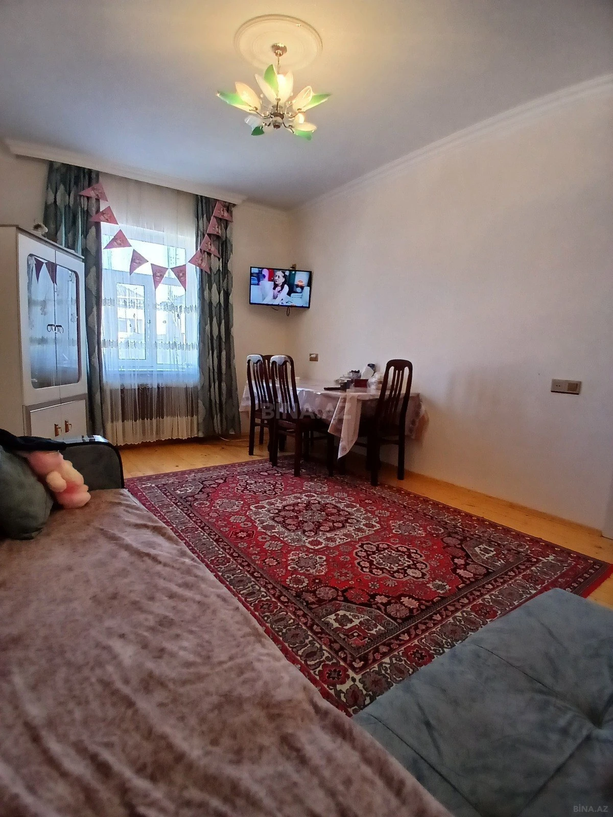 Satılır 4 otaqlı həyət evi 200 m²