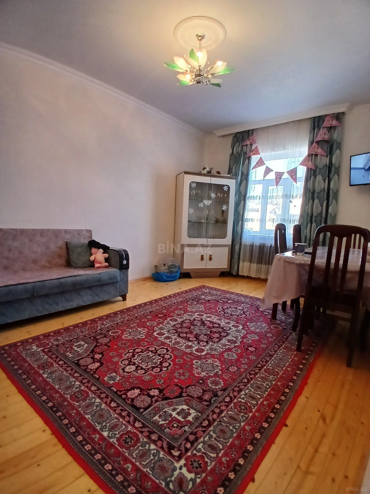 Satılır 4 otaqlı həyət evi 200 m²