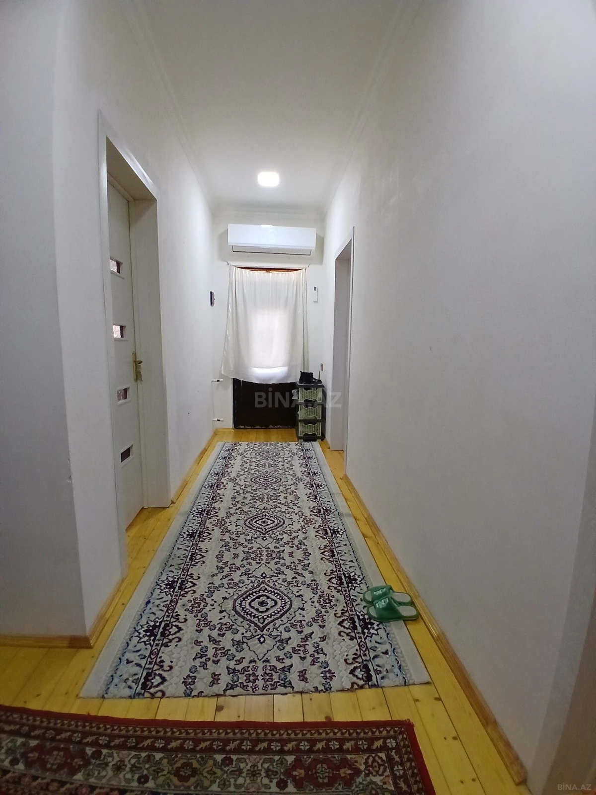 Satılır 4 otaqlı həyət evi 200 m²