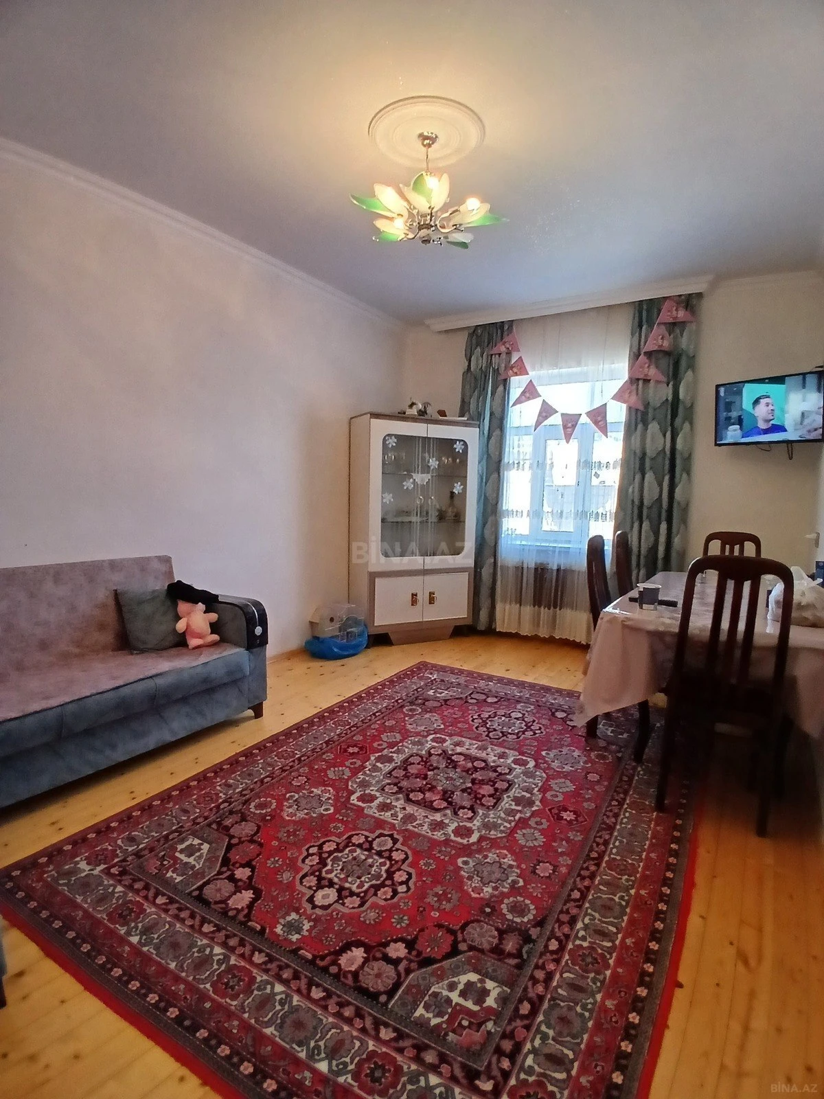 Satılır 4 otaqlı həyət evi 200 m²