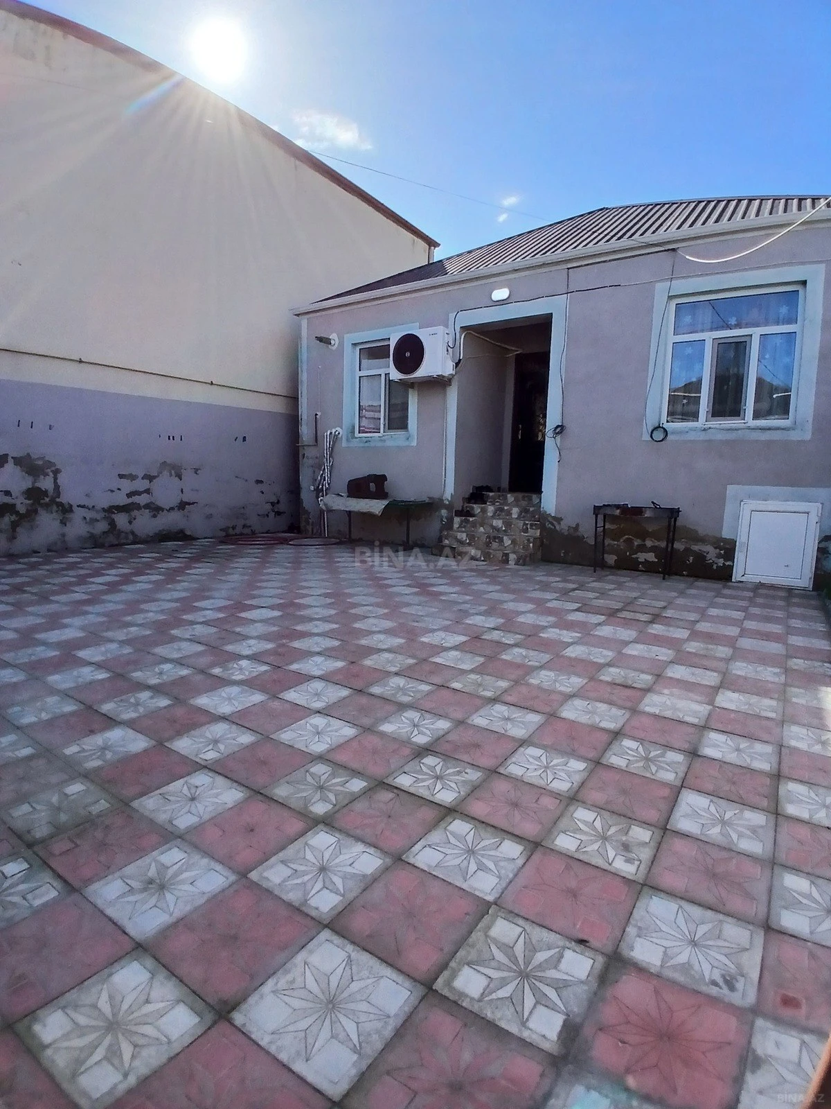 Satılır 4 otaqlı həyət evi 200 m²