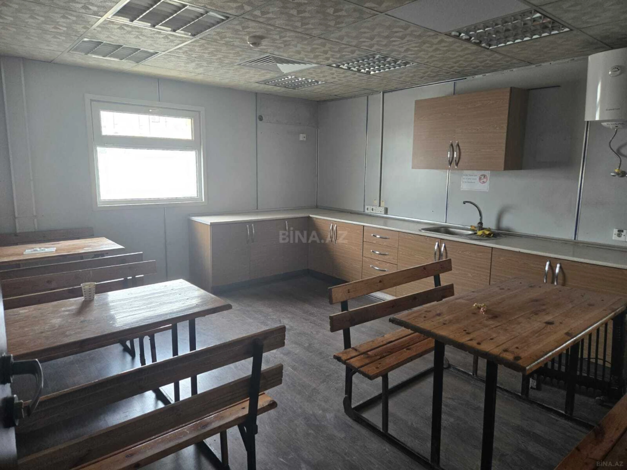 Kirayə verilir obyekt 1300 m²