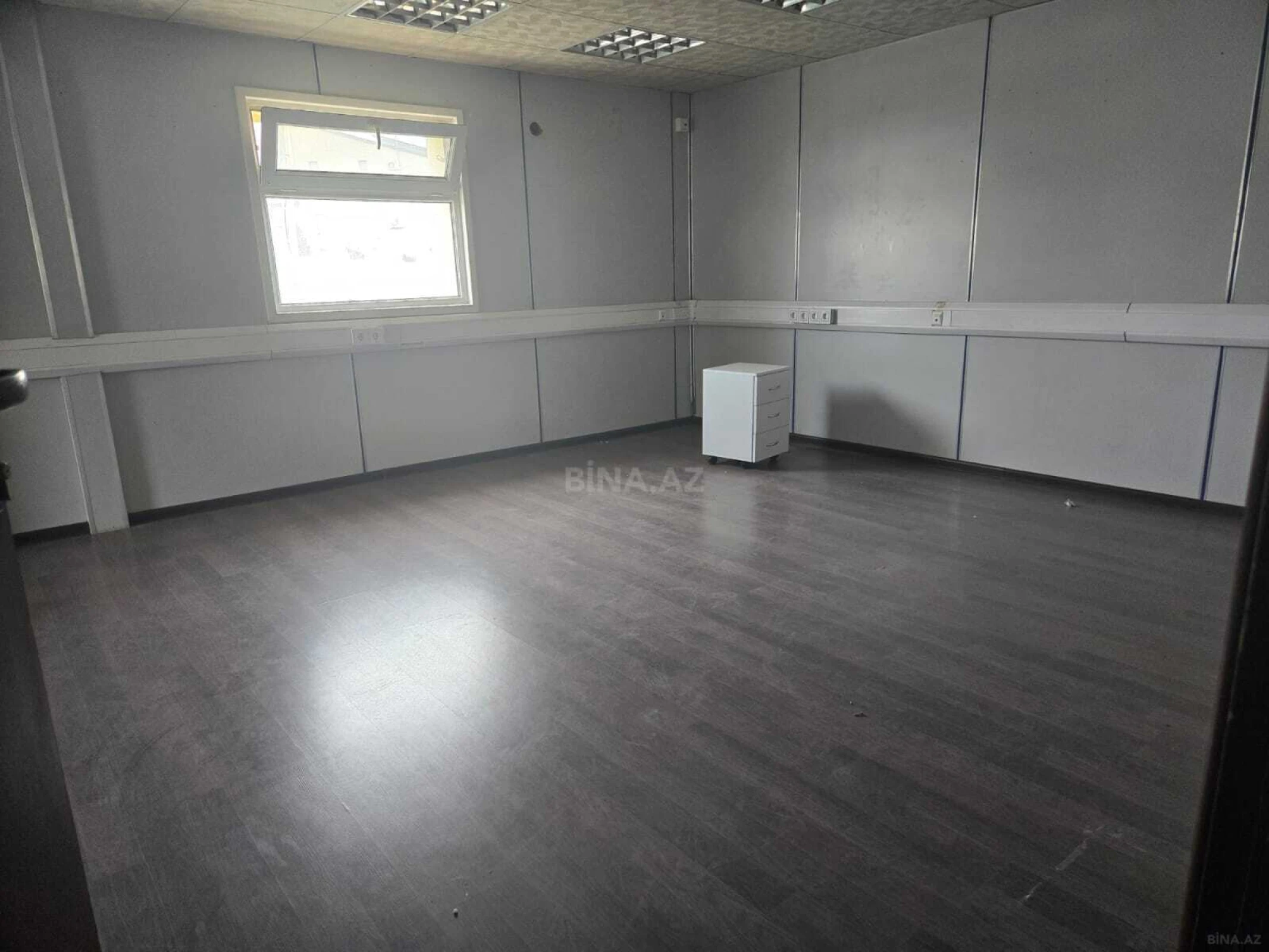 Kirayə verilir obyekt 1300 m²