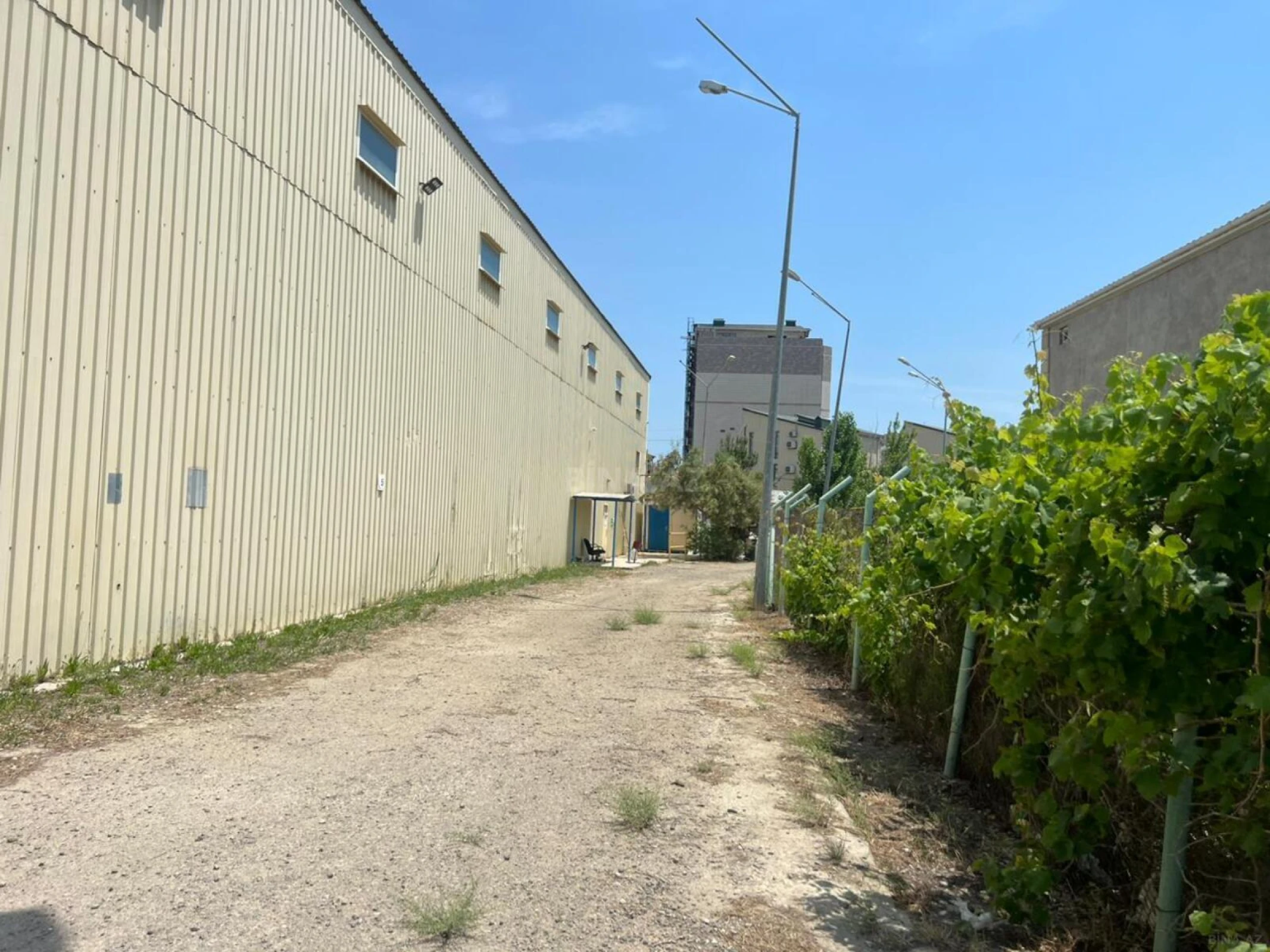 Kirayə verilir obyekt 1300 m²