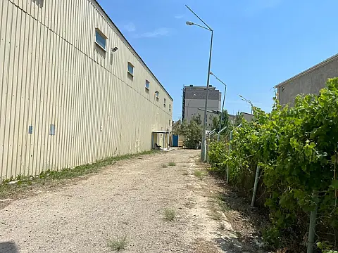 Kirayə verilir obyekt 1300 m²