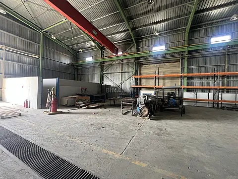 Kirayə verilir obyekt 1300 m²