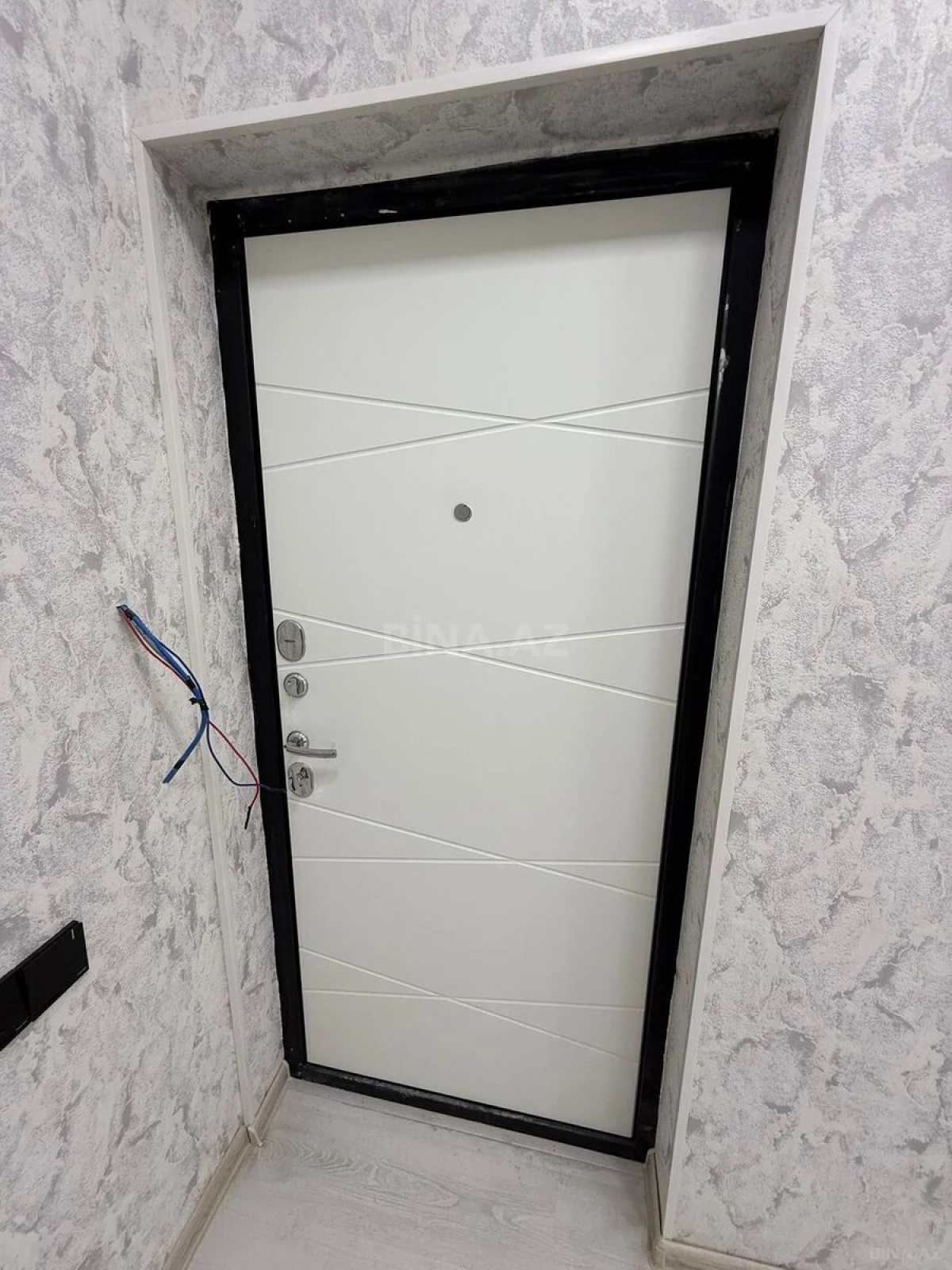 Satılır 2 otaqlı mənzil 70 m²