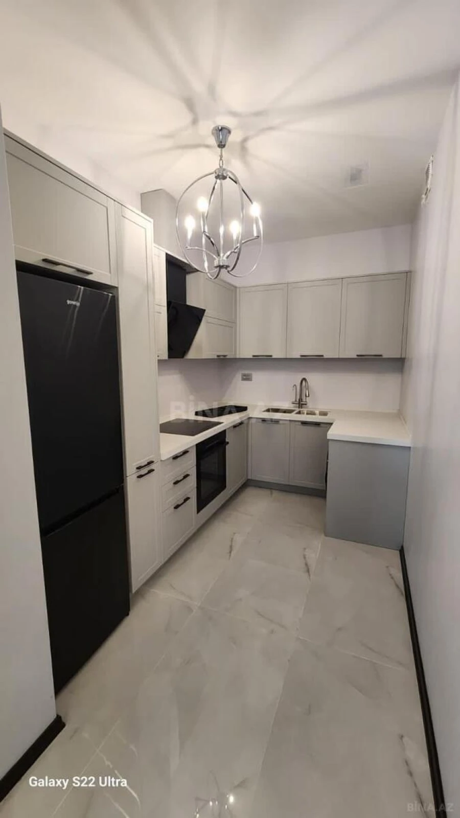 Kirayə verilir 2 otaqlı mənzil 86 m²