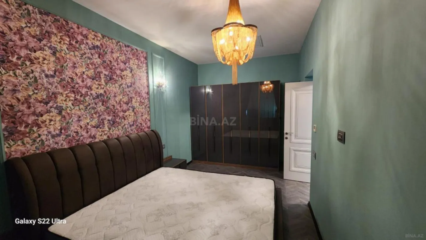 Kirayə verilir 2 otaqlı mənzil 86 m²