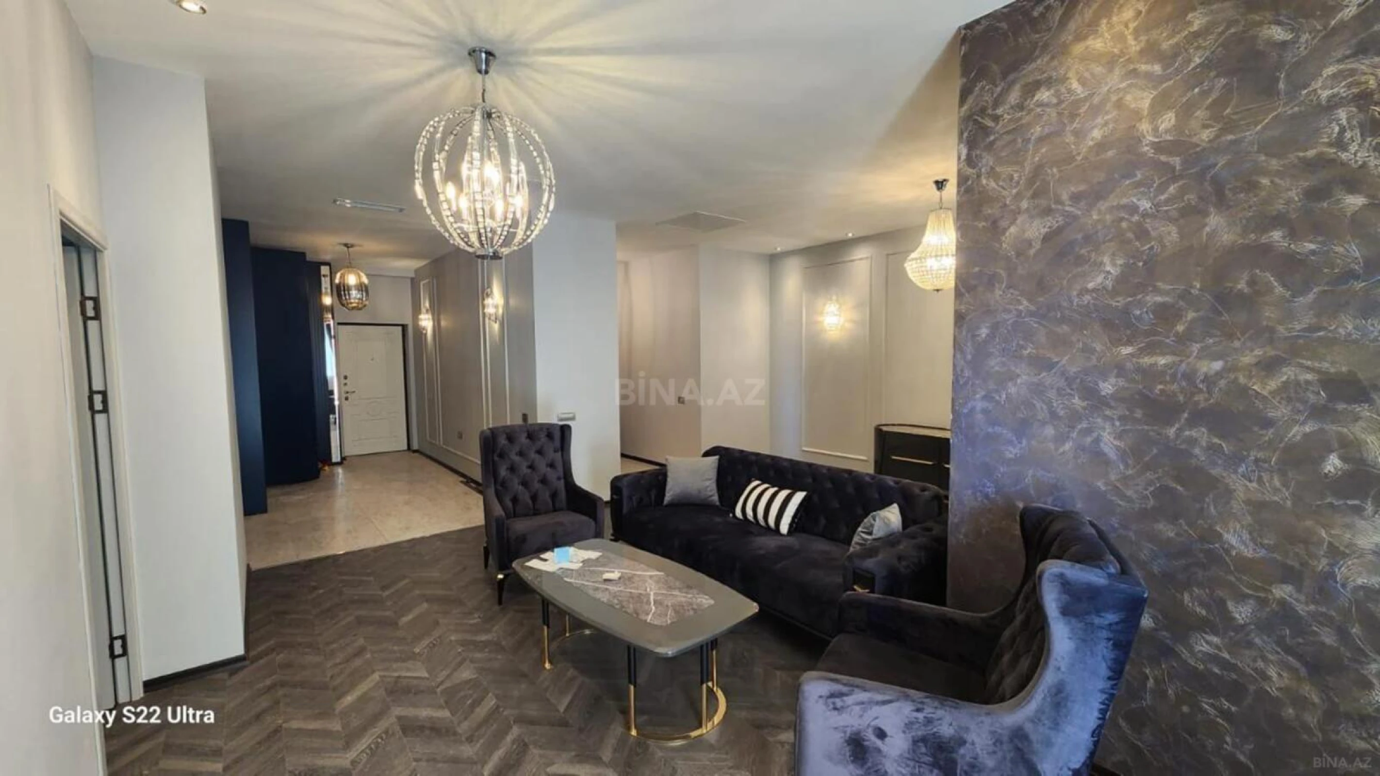 Kirayə verilir 2 otaqlı mənzil 86 m²