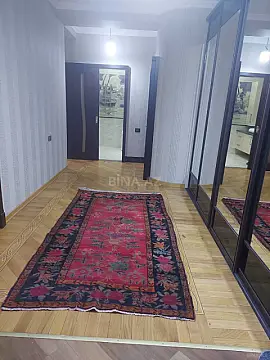 Kirayə verilir 2 otaqlı mənzil 100 m²