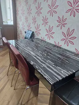 Kirayə verilir 2 otaqlı mənzil 100 m²