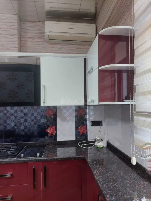 Kirayə verilir 2 otaqlı mənzil 100 m²