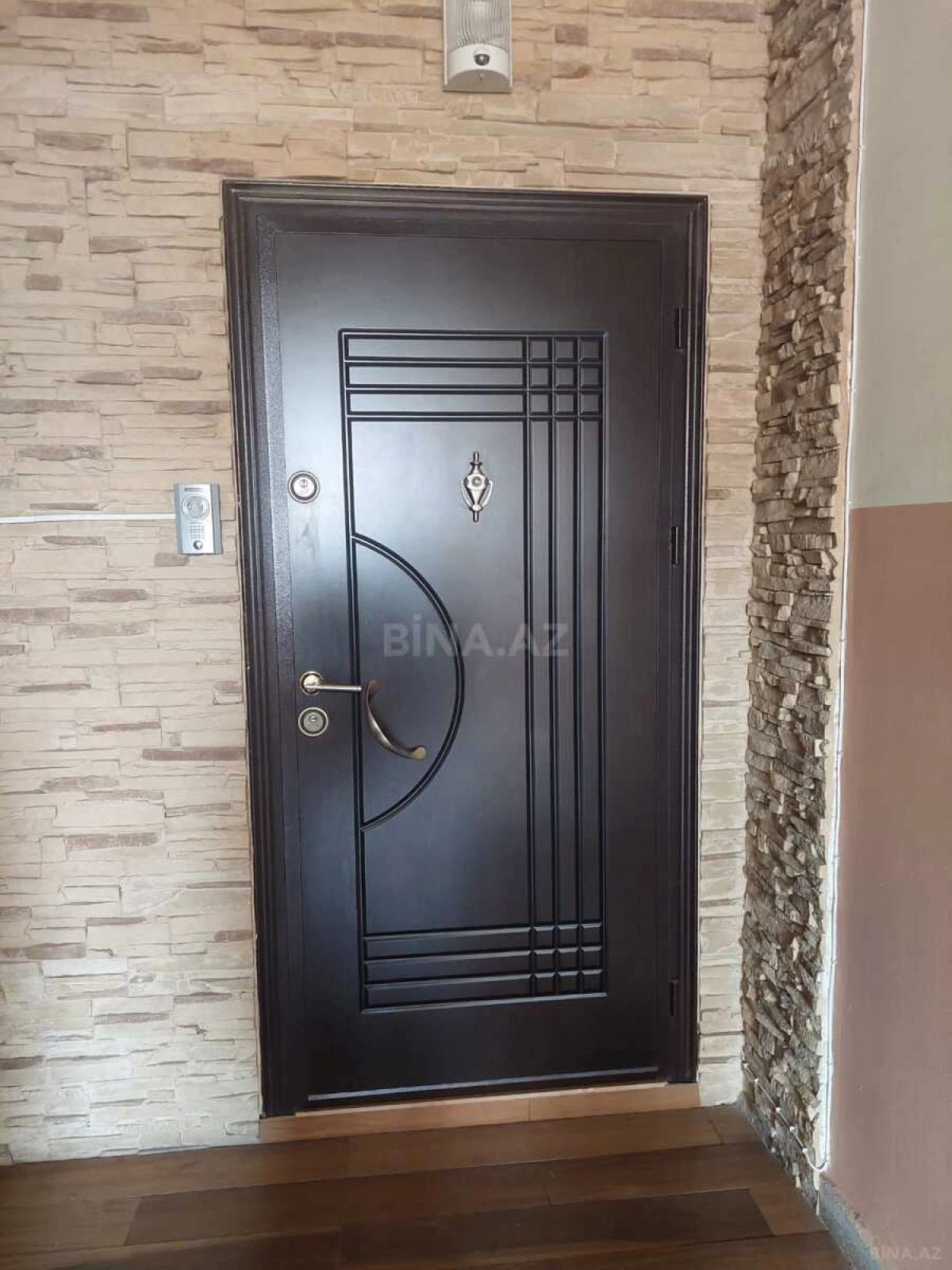 Kirayə verilir 2 otaqlı mənzil 100 m²