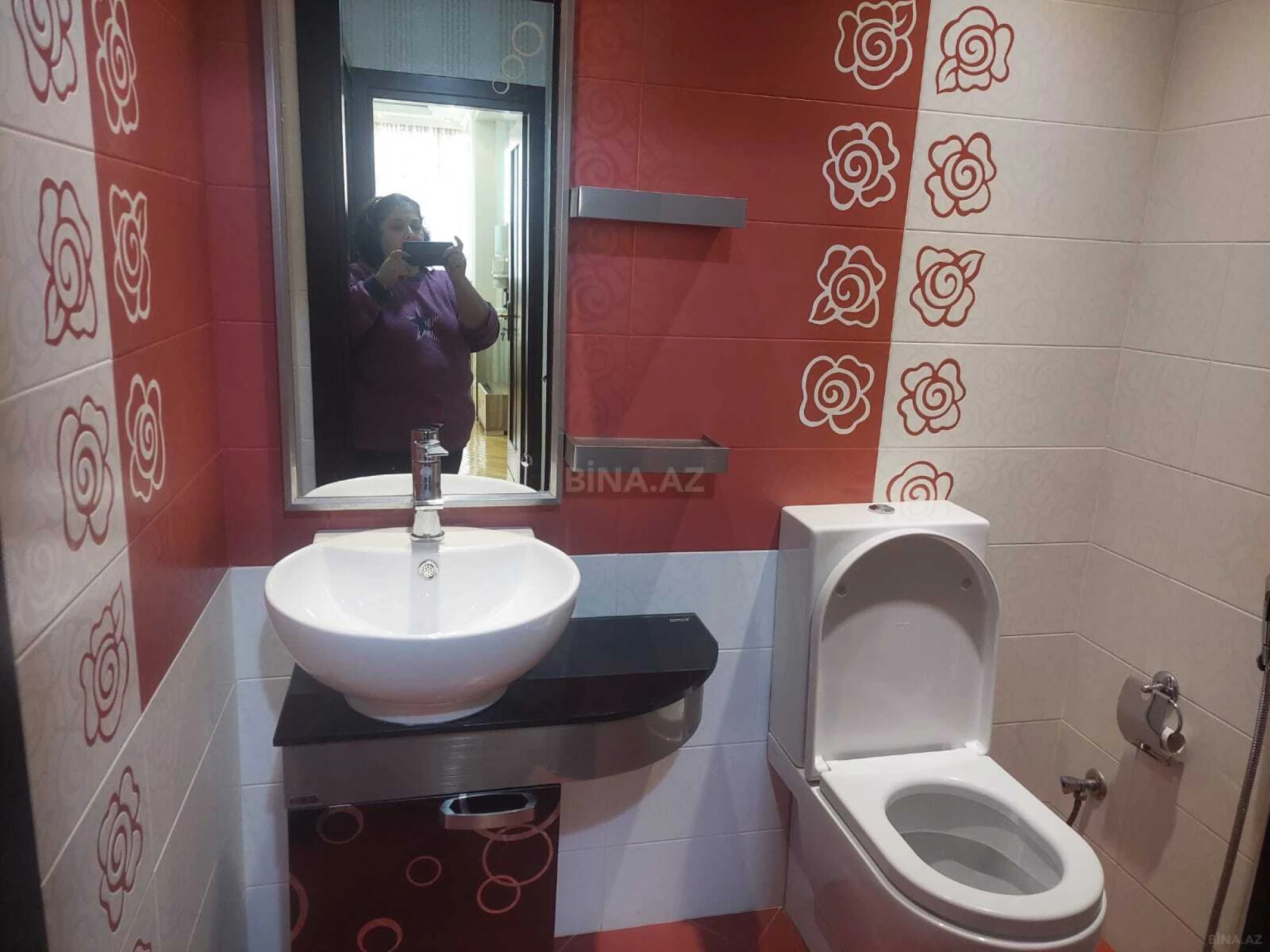 Kirayə verilir 2 otaqlı mənzil 100 m²