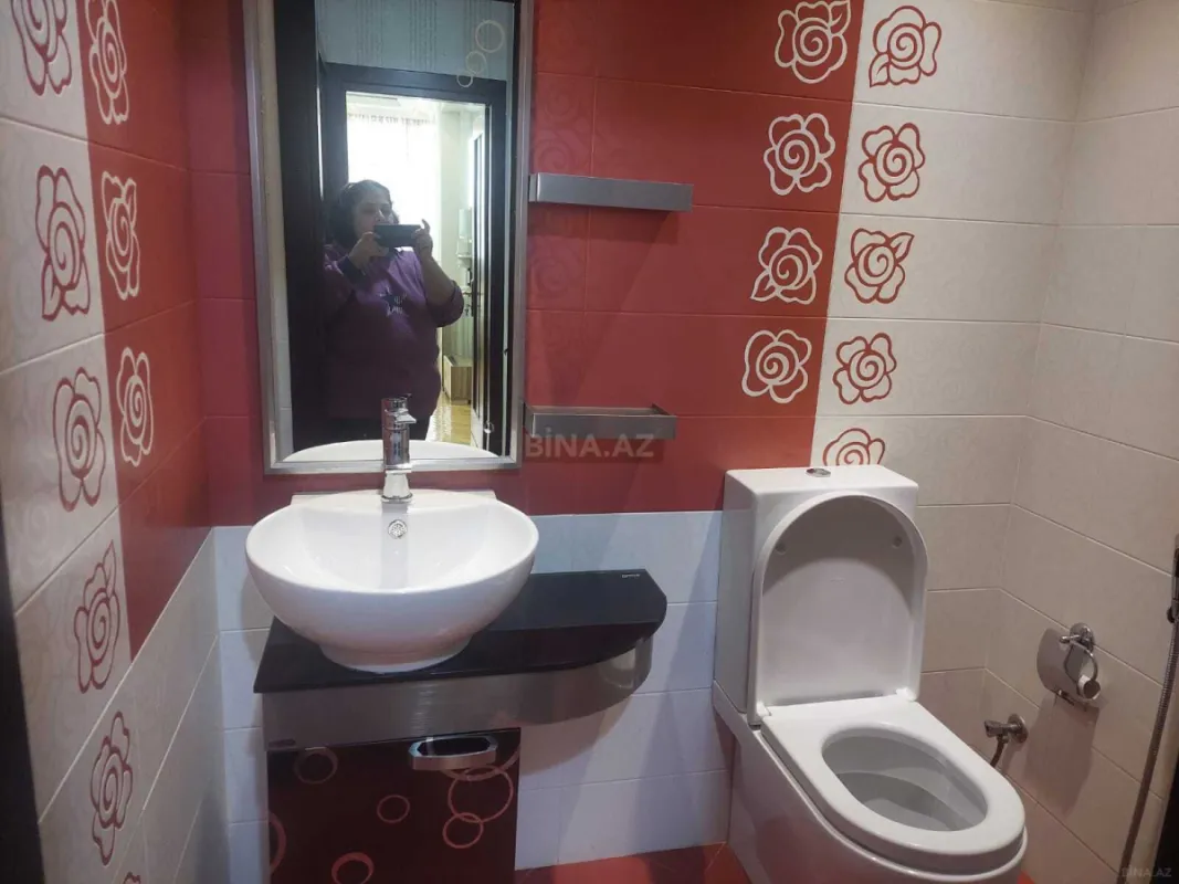 Kirayə verilir 2 otaqlı mənzil 100 m²