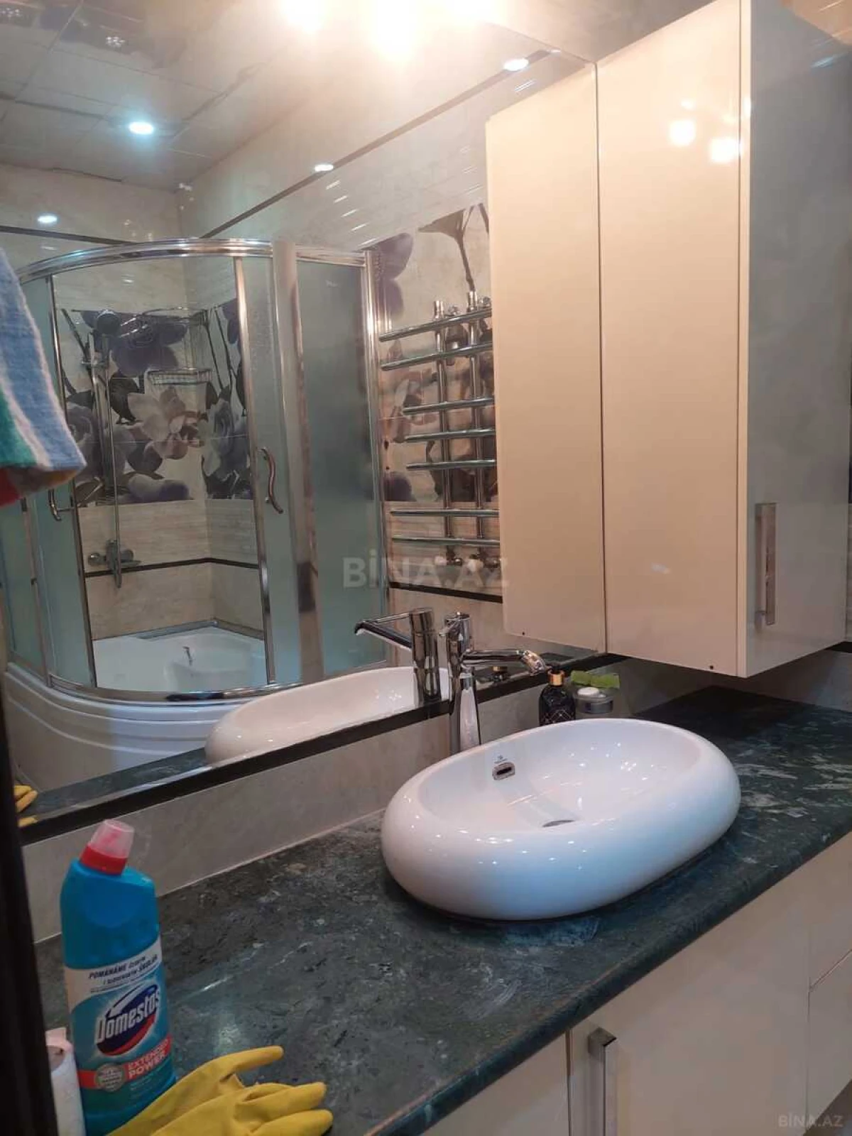 Kirayə verilir 2 otaqlı mənzil 100 m²