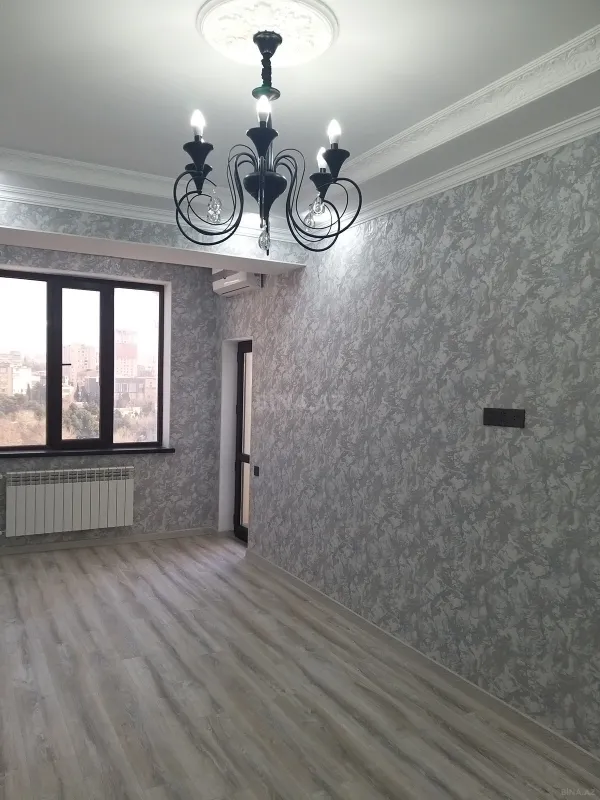 Kirayə verilir 2 otaqlı mənzil 60 m²