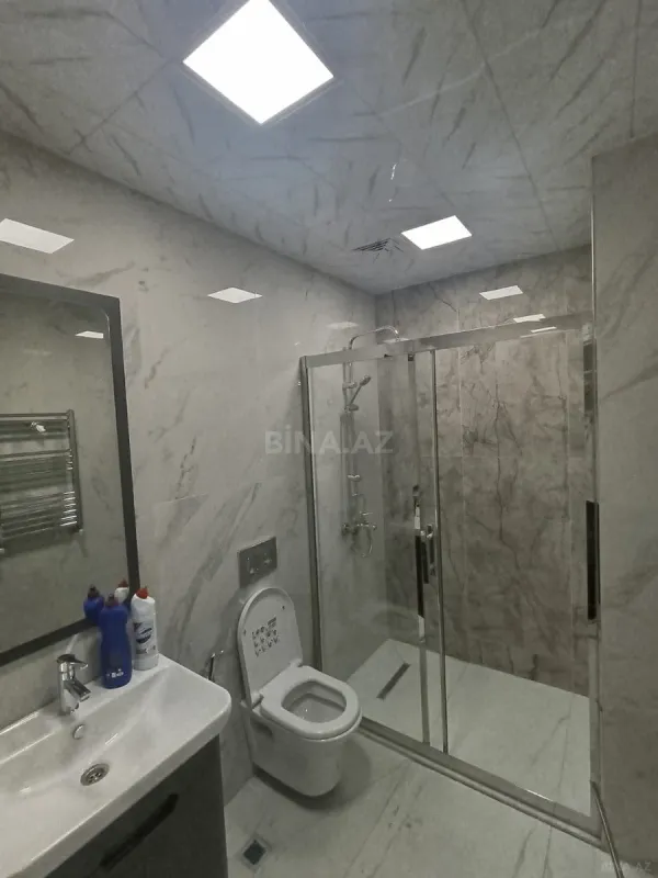 Kirayə verilir 2 otaqlı mənzil 70 m²