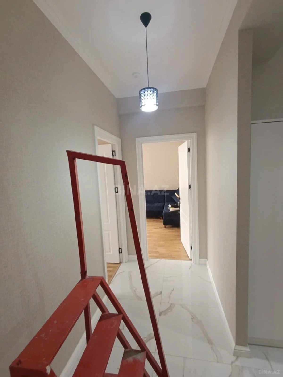 Kirayə verilir 2 otaqlı mənzil 70 m²